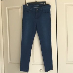 Mott and Bow Mid Rise Skinny Jean Blue 31